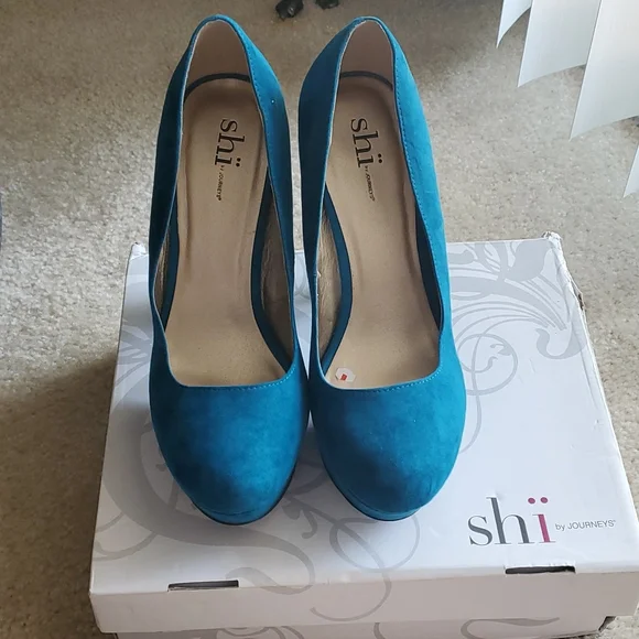 Dee Teal Almond Toe Heel - Picture 2 of 2